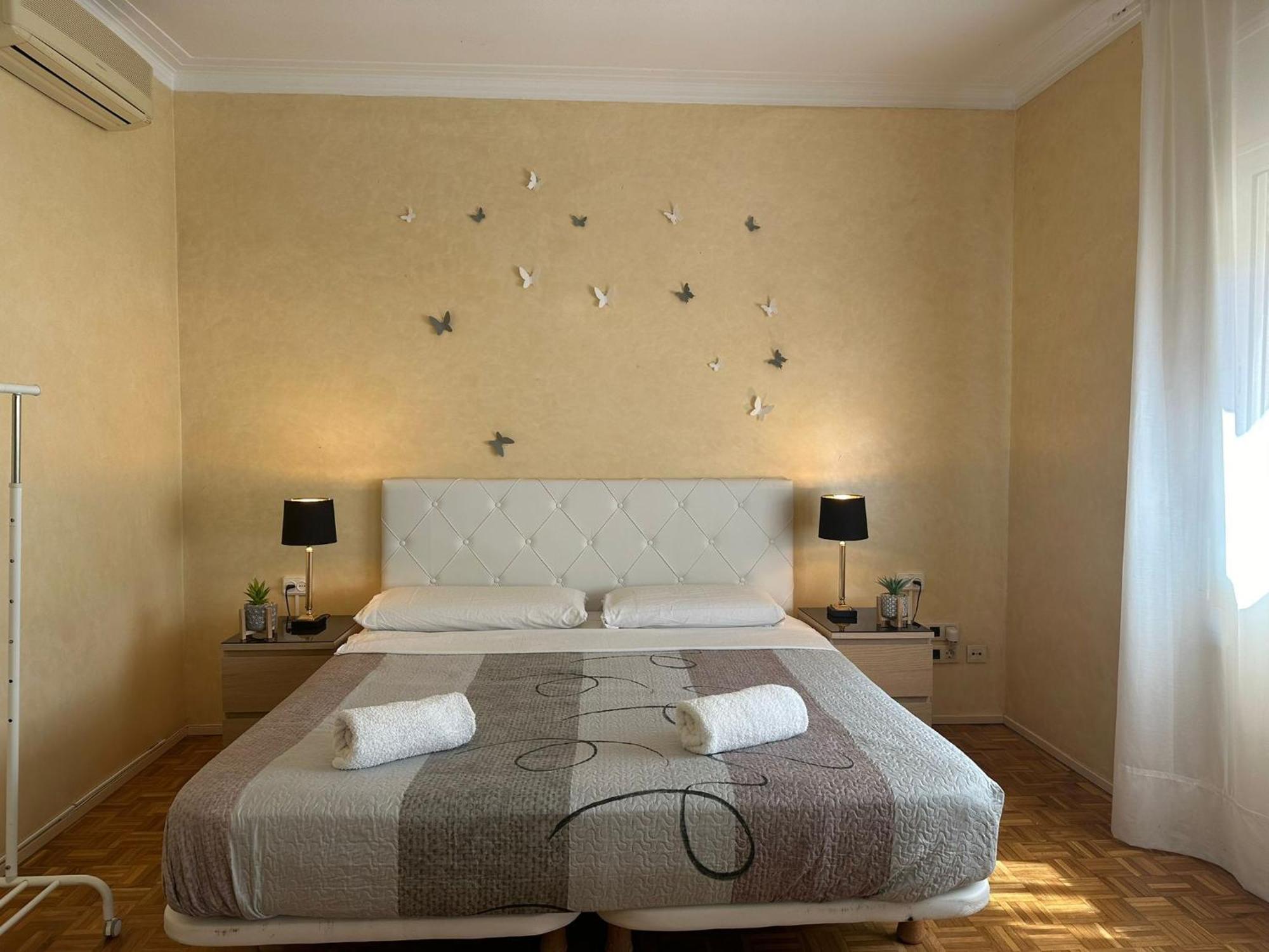 Rooms Villaroel Barcelona Kültér fotó